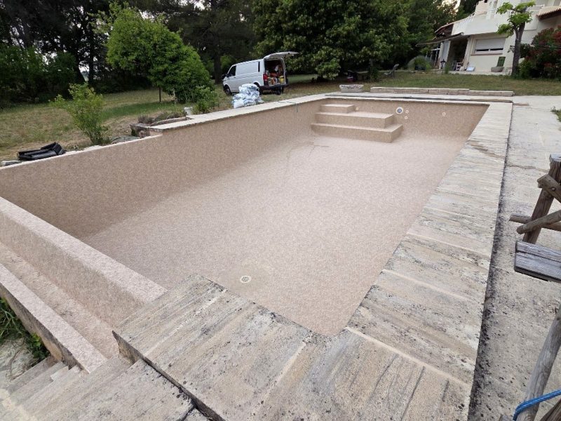 Rénovation d’un bassin à débordement sur deux niveaux